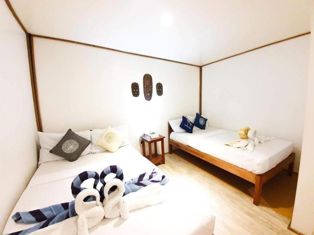 Keira Backpackers Hotel เอลนิโด ภายนอก รูปภาพ