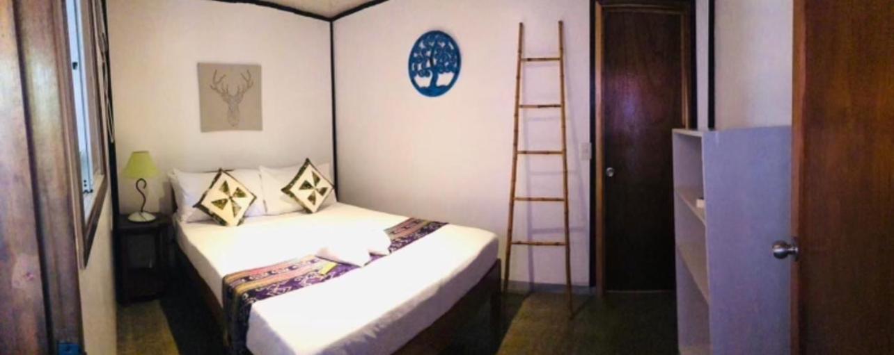 Keira Backpackers Hotel เอลนิโด ภายนอก รูปภาพ